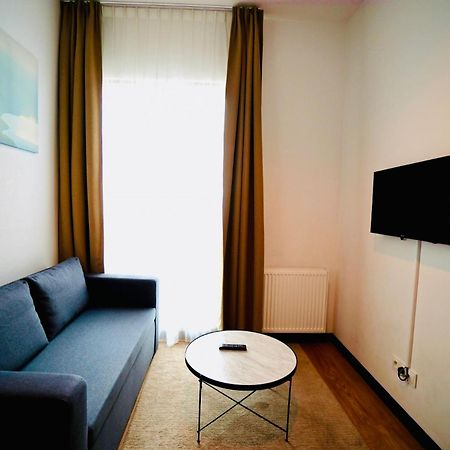 Bk Aparthotel Praga - National Stadium - Comfortable Apartment For 4 People Varşovia Exterior foto