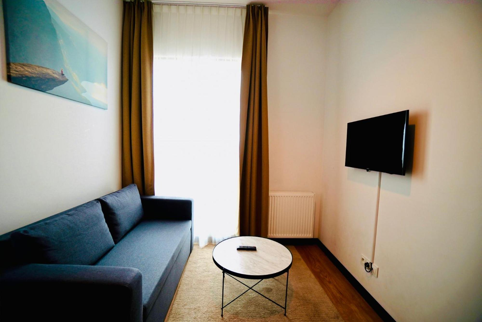Bk Aparthotel Praga - National Stadium - Comfortable Apartment For 4 People Varşovia Exterior foto